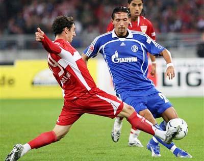 勒沃库森本 勒沃库森本