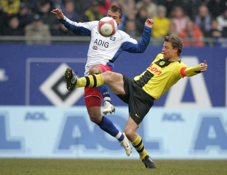 大卫-詹姆斯42+15 林庭谦13+11 天津力克吉林止7连败.